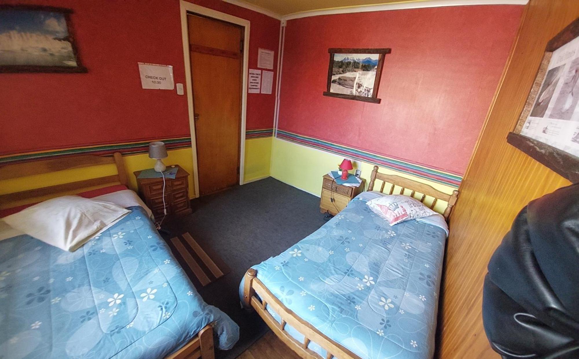 Independencia Y Hostal Punta Arenas